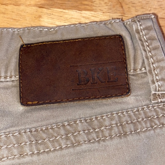 BKE Jeans (The Buckle) - Picture 6 of 6